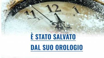 salvato dal suo orologio