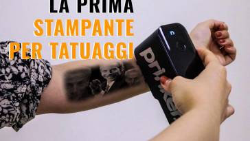 prima stampante per tatuaggi