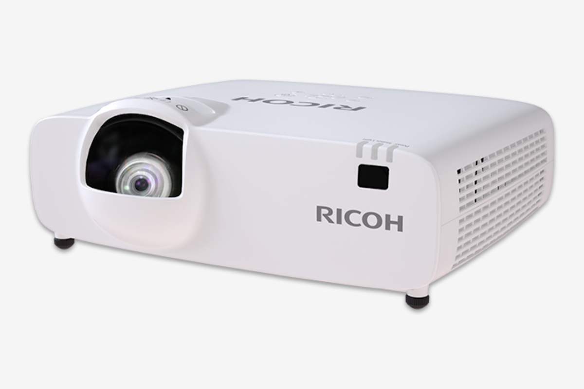 nuovi proiettori ricoh laser presentati al mondo