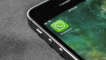 Questa funzione di WhatsApp tra le più amate verrà presto tagliata fuori