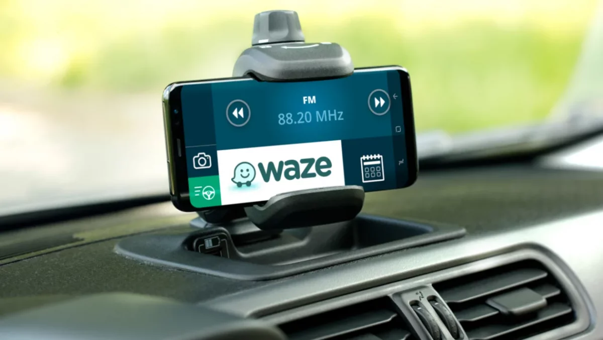 Waze rende la guida più sicura