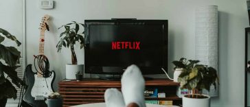 Netflix modifiche piano di abbonamento