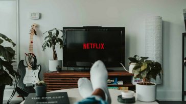 Netflix modifiche piano di abbonamento